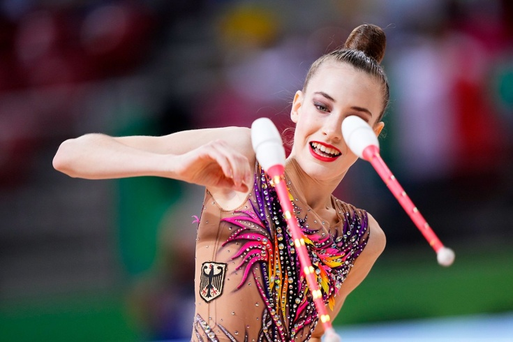 Бывшая россиянка Варфоломеева завоевала третье золото на чемпионате мира по художественной гимнастике